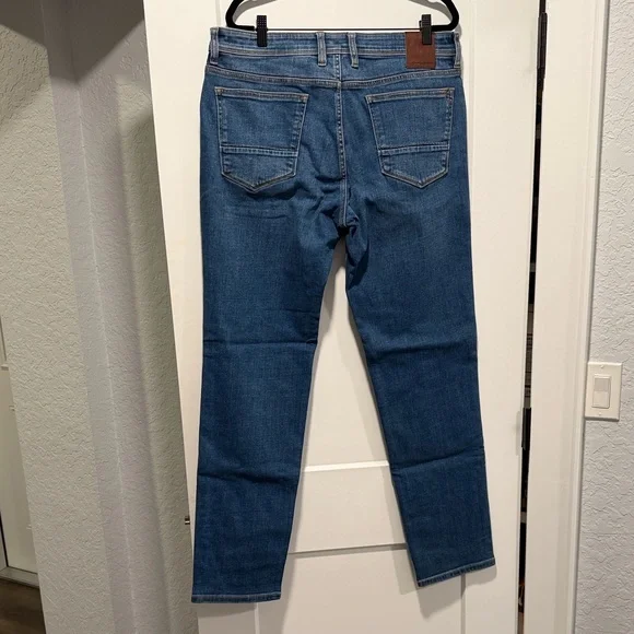 Tommy Bahama Indigo Palms Jeans